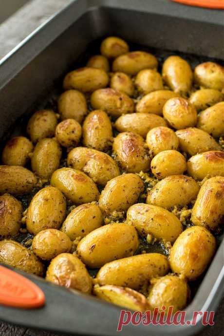 Greek Lemon Potatoes - CPA: Certified Pastry Aficionado
