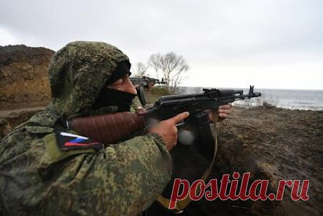 Минобороны сообщило о продвижении российских войск на одном из направлений. На купянском направлении российские войска продвинулись более чем на километр в глубину и до двух километров по фронту, сообщило Минобороны России. В ходе развития наступления войска взяли под контроль железнодорожной станции Молчаново в Харьковской области, добавили в Минобороны.