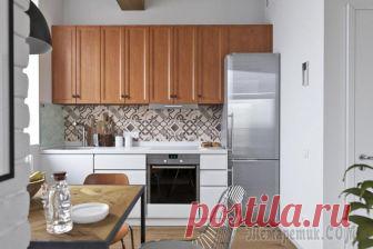 Как сделать ремонт, если бюджет ограничен: квартира в Сочи Заказчики приобрели квартиру в курортном месте и попросили Антона оформить ее для последующей сдачи. Основное ограничение – скромный бюджет. При первом осмотре стало понятно, что с планировкой студии ...