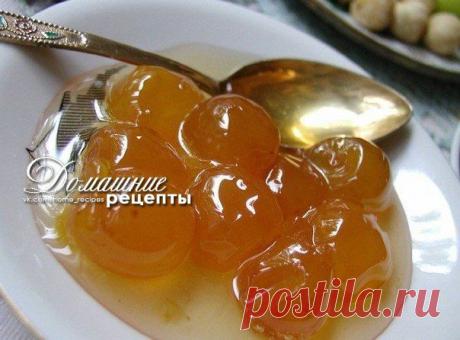 Варенье из белой черешни с грецкими орехами.