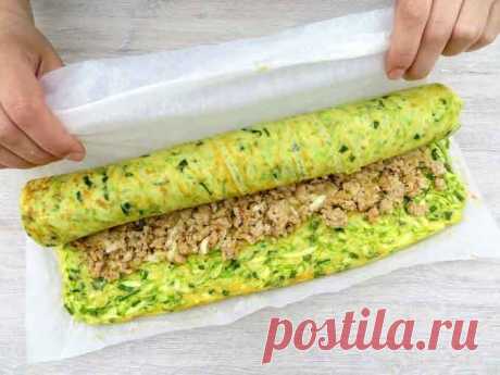Как приготовить кабачковый рулет с фаршем Это блюдо готовится очень просто и всегда получается вкусным и эффектным. Рулет из кабачков - отличная закуска для праздничного стола и повседневного меню в период свежих овощей.