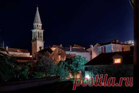 (7) Фејсбук Budva,old town by night