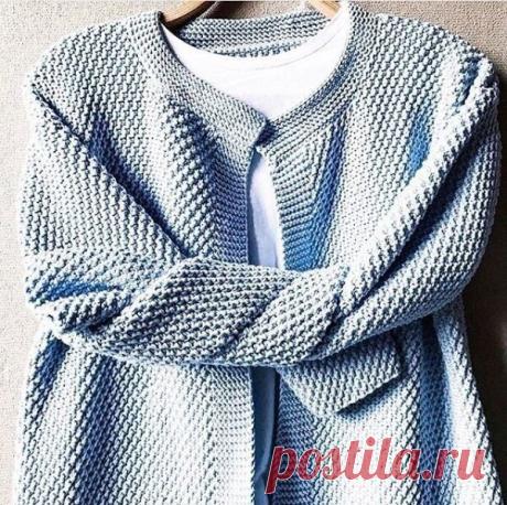 Стильный кардиган спицами