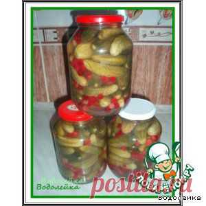 Маринованные огурцы с клюквой - кулинарный рецепт