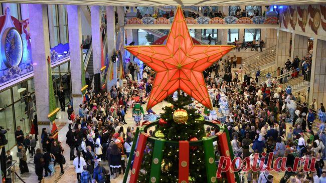 Кремлевская елка: как попасть на главную новогоднюю елку страны