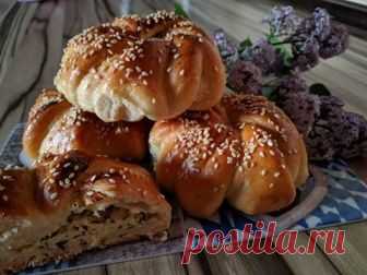 Вика Копытко - #булочки #булочки_з_сиром_і_зеленню...