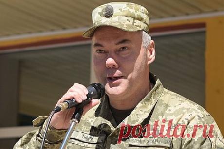 Названа возможная кандидатура на пост замглавы Минобороны Украины. Командующий Объединенными силами Украины генерал Сергей Наев может стать первым замглавы Минобороны Украины. Уточняется, что 25 сентября министр обороны страны Рустем Умеров провел встречу с президентом Украины Владимиром Зеленским, утверждая окончательный список кандидатов на пост своих заместителей.