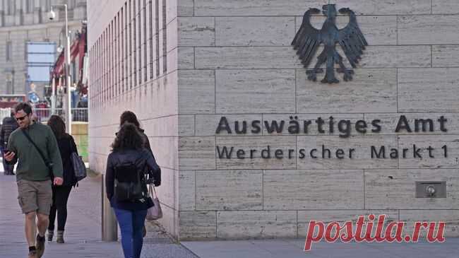 МИД ФРГ прокомментировал новые ограничения ЕС против российских туристов