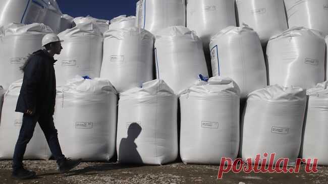 Алиханов рассказал о степени обеспеченности аграриев удобрениями