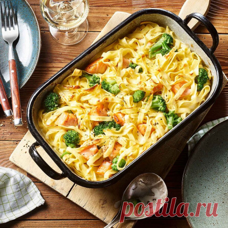 Nudel Lachs Brokkoli Auflauf