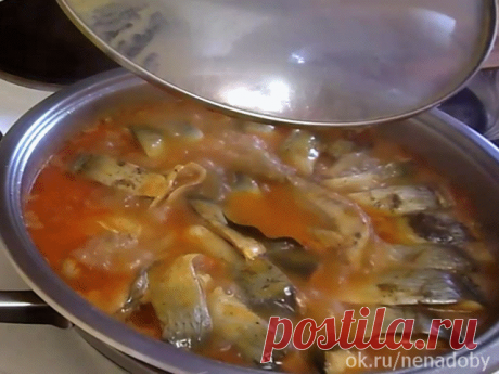 СЕЛЬДЬ ТУШЕНАЯ С ОВОЩАМИ