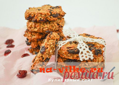 Диетическое овсяное печенье с бананом и клюквой - рецепт