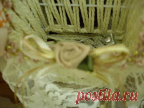 Made in d@li: rose from ribbon