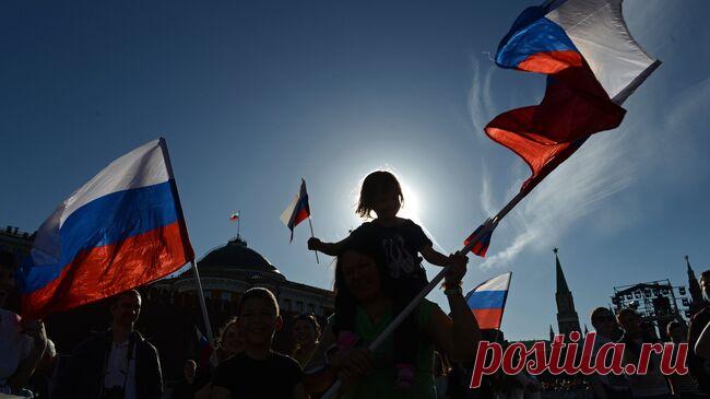 ДНР и ЛНР должны быть в составе России, заявили в Совфеде