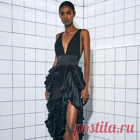 Коллекция одежды Alexandre Vauthier Haute Couture Весна-Лето 2021 - FashionView.ru - ВСЯ МОДА В ДЕТАЛЯХ Французский модельер от кутюр Александр Вотье представил свою радужную коллекцию женской одежды Весна-Лето 2021 на Парижской неделе моды