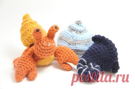 Homemade by Giggles: Hermit Crab with Removable Shells - FREE Crochet Pattern!