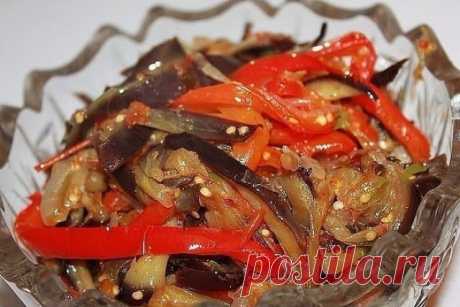 Баклажаны по-корейски &quot;Кади-ча&quot; заготавливаем на зиму 

Вкусная, в меру остренькая закуска (перец кладем по вкусу, если немного - можно давать детям).Для приготовления понадобится:• баклажаны 1,2 кг.;• лук репчатый - 300 гр.;• перец болгарский - 500 гр.;…