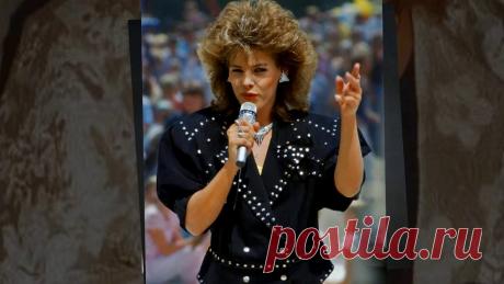 С.С. Кетч – «I Can Lose My Heart Tonight». Самая первая версия Хита! 
C.C. Catch (Каролина Катарина Мюллер) – немецкая певица нидерландского происхождения, получившая известность в Европе в середине 80-х. Летом 1985 года, в день рождения Каролины, песня «I Can Lose My …