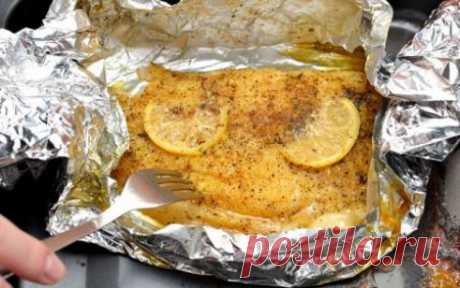 Филе минтая, приготовленное в духовке с лимоном