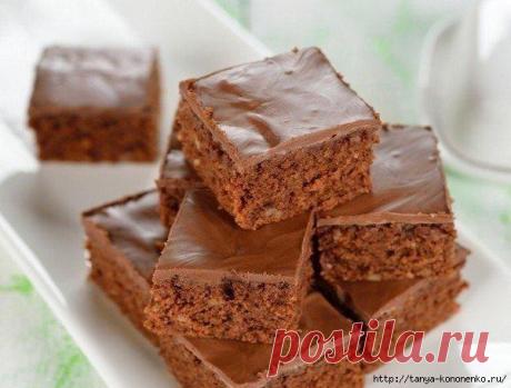 Простые шоколадные пирожные! Очень вкусно