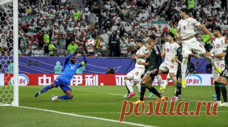 Иран и ОАЭ вышли в плей-офф Кубка Азии по футболу. Иран победил ОАЭ в матче третьего тура группового этапа Кубка Азии по футболу 2023 года. Читать далее