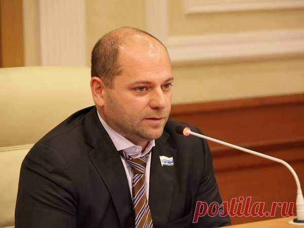 Советовавшего меньше питаться депутата посадили на прожиточный минимум - ПОЛИТ.РУ