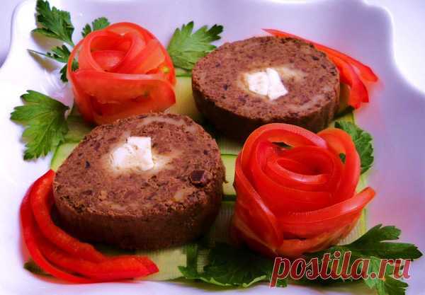 Рулет из печени с сыром