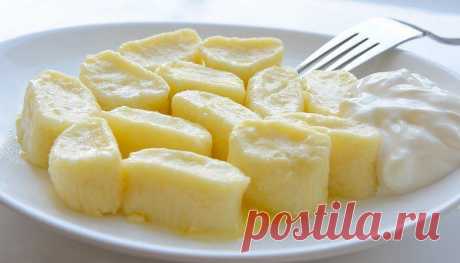 Tinginiai (ežiukai arba durniukai, tiesiog varškės virtinukai) Tinginiai (ežiukai arba durniukai, tiesiog varškės virtinukai) - labai gardus patiekalas, kurį nesunkiai pasigaminsite pagal pateiktą receptą šioje svetainėje. Daug gerų ir išbandytų receptų vienoje vietoje, kuriuos tiesiog privalote išmėginti!