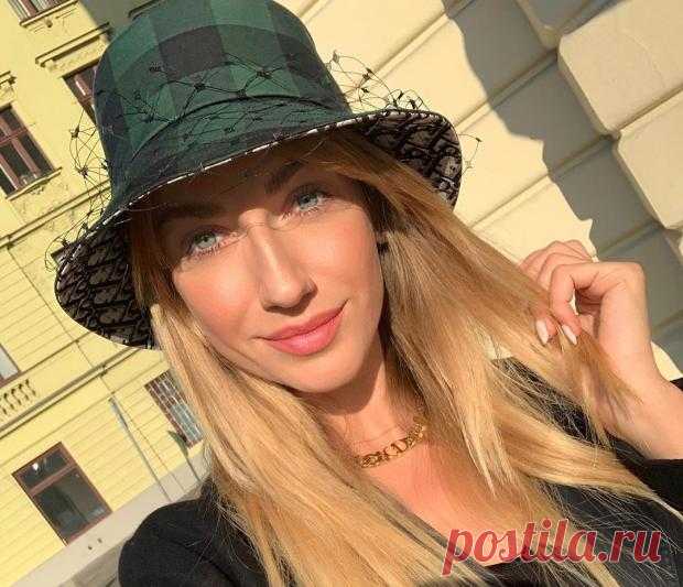 Леся Никитюк в странном образе исполнила песню Анжелики Варум