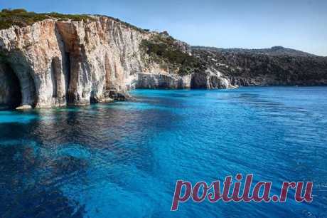 Голубые пещеры на острове Закинф, в водах ионического моря - Путешествуем вместе