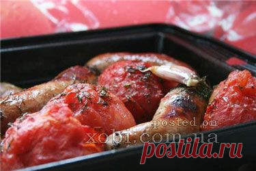 сосиски запеченные с помидорами