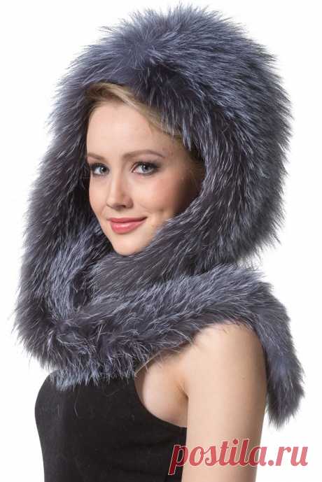 Капор из меха чернобурки, серебристый (артикул 93403) купить за 6800 рублей в магазине Мехамода.