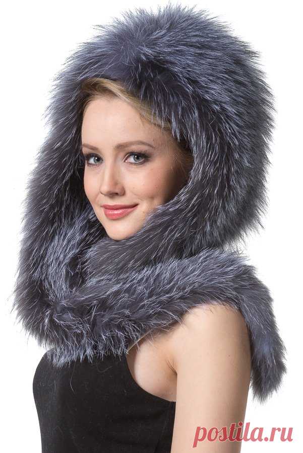 Капор из меха чернобурки, серебристый (артикул 93403) купить за 6800 рублей в магазине Мехамода.