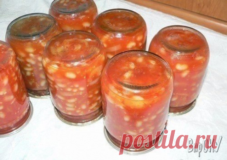 Вкусное лечо с фасолью на зиму.

Лечо с фасолью на зиму – это один из самых подходящих вариантов зимних заготовок. Закуска получается очень вкусной, ее можно включать и в другие блюда.

Ингредиенты:
- сахар – две столовые ложки
- томатный сок – 3 с половиной литра
- морковка, репчатый лук – по 1 килограмму
- масло растительное – один стакан
- сладкий перец – 3 килограмма
- фасоль – пара стаканов
- соль – три столовые ложки

Приготовление:
1. Фасоль замочите на одни сутки, ...