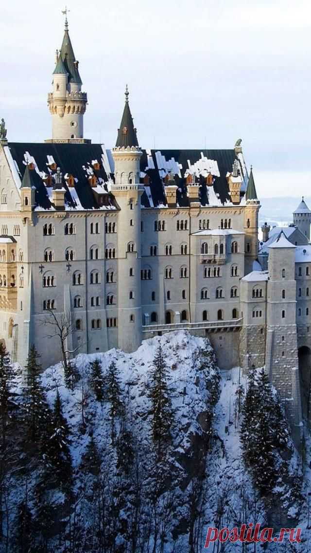 JOHRAN приколол(а) это к доске PALACES & CASTLES