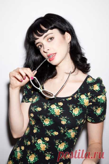 Кристен Риттер (Krysten Ritter) в фотосессии Роберта Райта (Robert Wright).