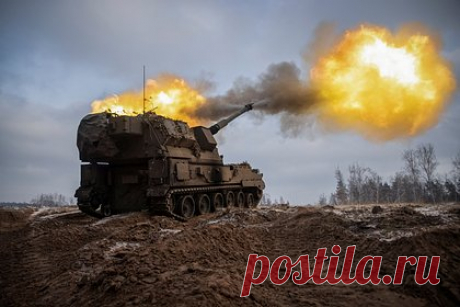 Стали известны подробности обстрела Иловайска со стороны ВСУ. В результате обстрела Иловайска в Донецкой народной республике (ДНР) Вооруженными силами Украины (ВСУ) пострадали два сотрудника железнодорожного депо. По словам корреспондента «Ленты.ру», жертв могло быть больше, однако во время обстрела выезжал локомотив, из-за которого не смогли открыть ворота депо.