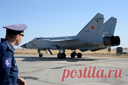 В Польше рассказали о «последнем моменте перед великим регрессом» ВВС России. Военно-воздушные силы (ВВС) России находятся в «последнем моменте перед великим регрессом», рассказывает польский портал Defence24. Согласно оценкам издания, значительной части российских самолетов может быть от 30 до 40 лет, многие из которых 20 и более лет не модернизировались.