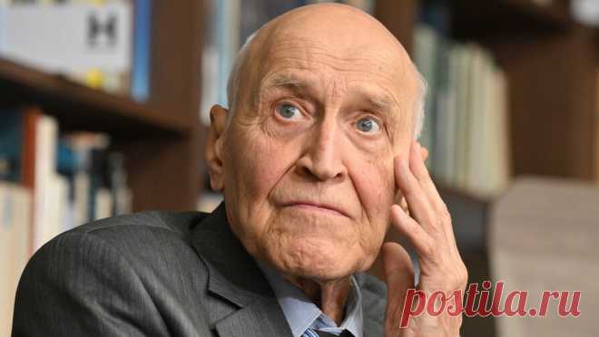 Близкий друг Николая Дроздова рассказал о его самочувствии. Телеведущий, зоолог Николай Дроздов чувствует себя хорошо. Он находится дома, и все его лечение сводится к тому, что он раз в день выпивает таблетки, рассказал его друг художник Константин Мирошник. В беседе с RT он опроверг слухи о том, ...