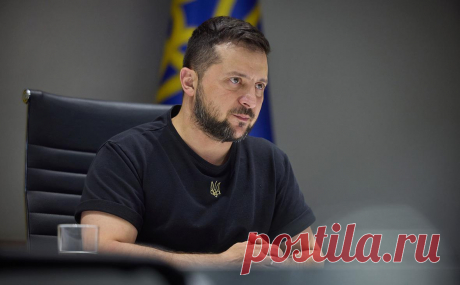 Зеленский сообщил о ракетном ударе по Кривому Рогу. В офисе президента уточнили, что повреждения получили гидротехнические сооружения, среди них, возможно, насосная станция. В реке Ингулец резко повысился уровень воды, власти ликвидируют последствия
