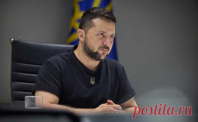 Зеленский сообщил о ракетном ударе по Кривому Рогу. В офисе президента уточнили, что повреждения получили гидротехнические сооружения, среди них, возможно, насосная станция. В реке Ингулец резко повысился уровень воды, власти ликвидируют последствия