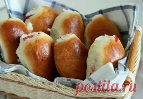 ПИРОЖКИ С БРУСНИКОЙ