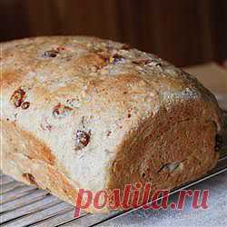 Рецепт: Хлеб с финиками и орехами - все рецепты России