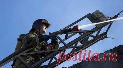 В новосибирском Академгородке произошёл пожар на складе. В ГУМЧС по Новосибирской области сообщили о возгорании на складе в новосибирском Академгородке. Читать далее