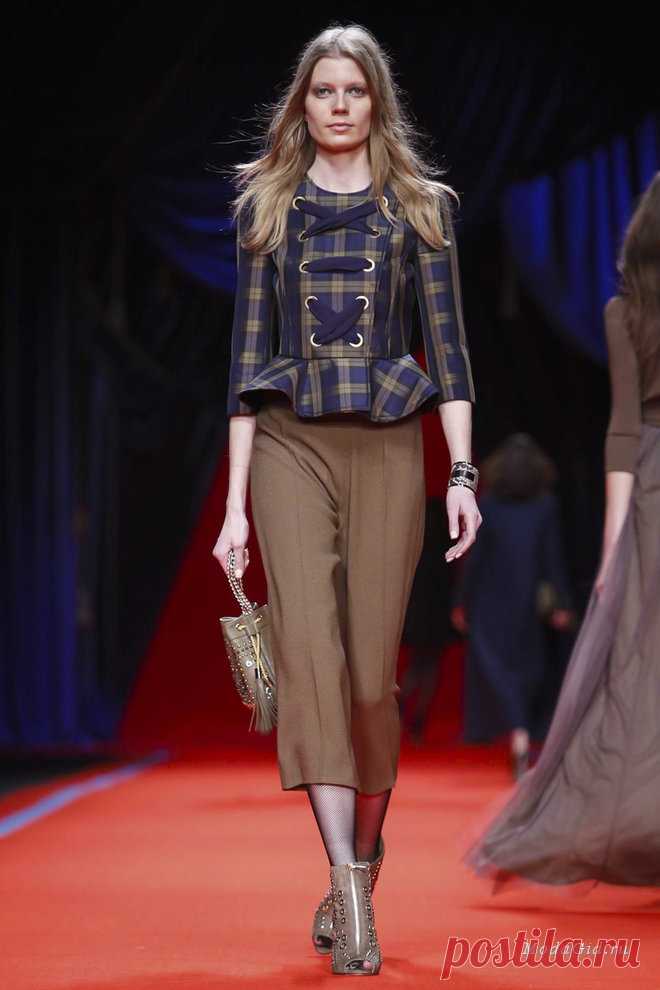 Женская мода: Elisabetta Franchi, осень-зима 2016-2017