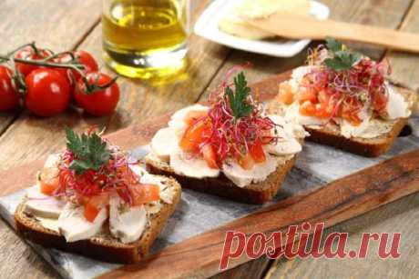 Бутерброды с вареной куриной грудкой и помидором – пошаговый рецепт с фото.