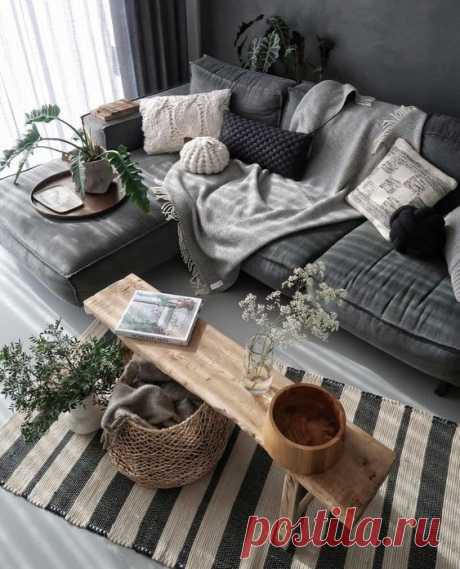 (6) Facebook