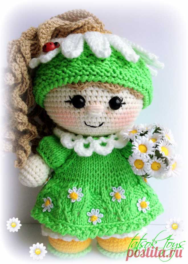 PDF Пупс-малышка Ромашка. FREE amigurumi crochet pattern. Бесплатный мастер-класс, схема и описание для вязания амигуруми крючком. Вяжем игрушки своими руками! Куколка, кукла, doll, puppet, puppe, marioneta, fantoche, poupée, lalka. #амигуруми #amigurumi #amigurumidoll #amigurumipattern #freepattern #freecrochetpatterns #crochetpattern #crochetdoll #crochettutorial #patternsforcrochet #вязание #вязаниекрючком #handmadedoll #рукоделие #ручнаяработа #pattern #tutorial #häkeln #amigurumis #dolls
