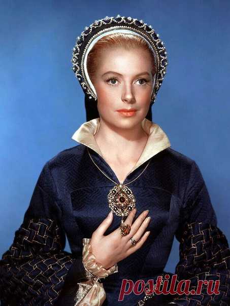 Дебора Керр, 30 сентября, 1921
 • 16 октября 2007