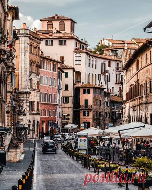 #Перуджа@discoverygroup